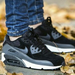 Nike Air Max 90 Size 8.5
